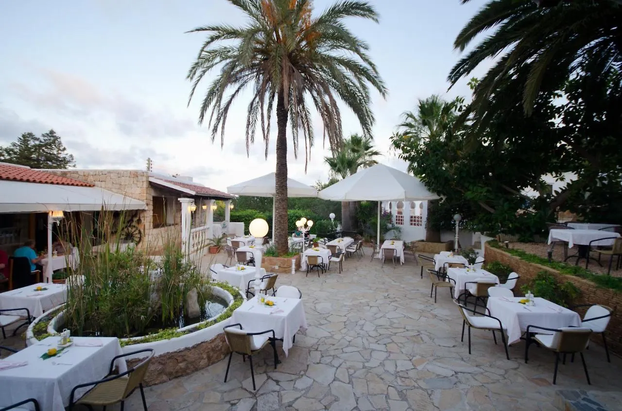 Hotel Club Can Jordi Cala Llenya  2*, Cala Llenya (Ibiza) Spain