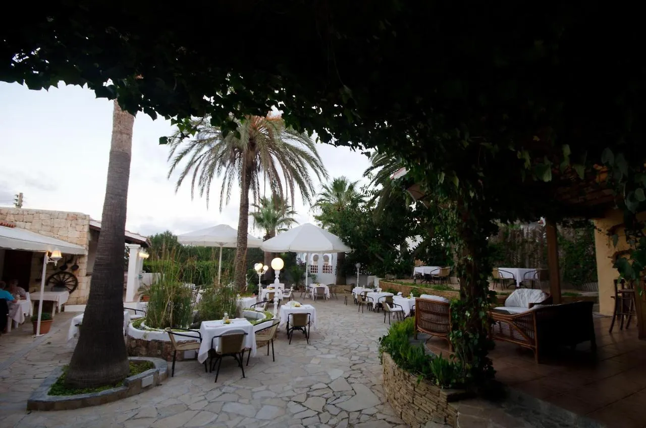 Hotel Club Can Jordi Cala Llenya  Spain