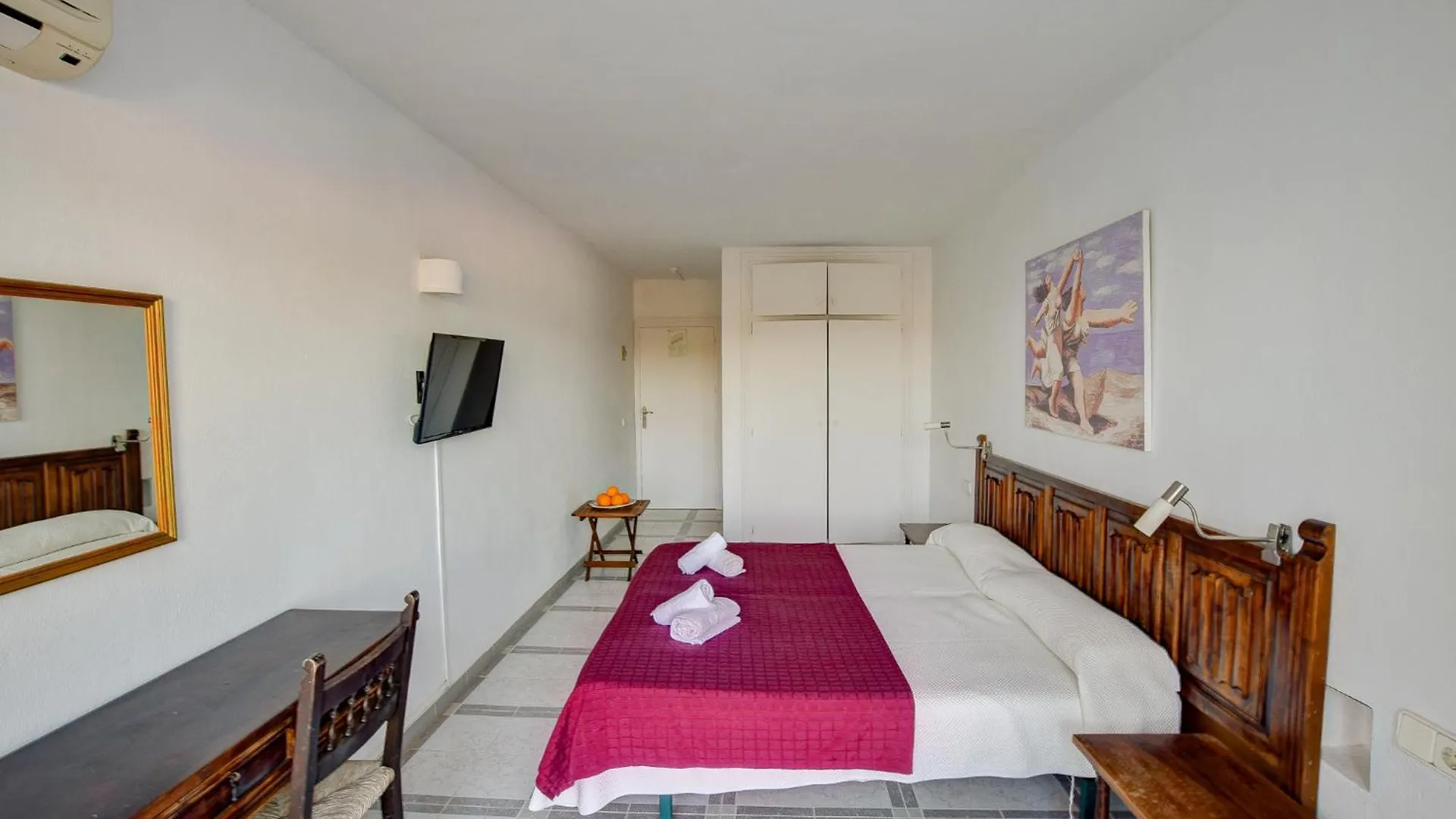Hotel Club Can Jordi Cala Llenya  Spain