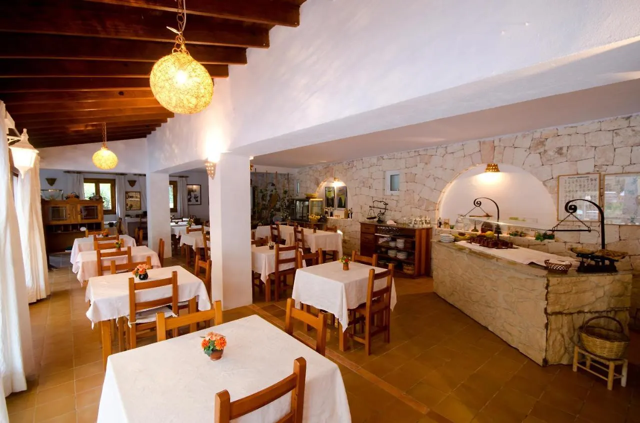 **  Hotel Club Can Jordi Cala Llena España