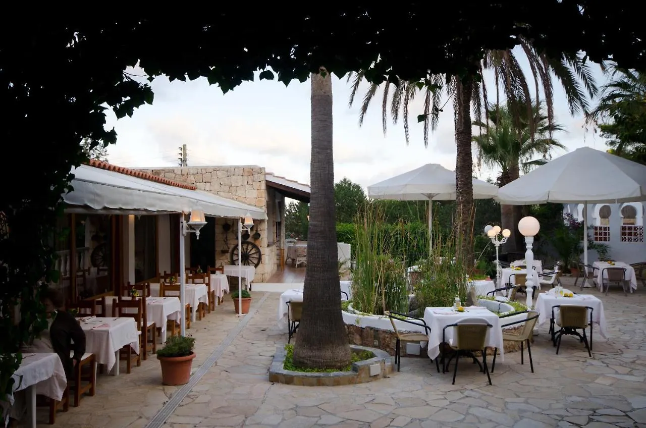 **  Hotel Club Can Jordi Cala Llena España