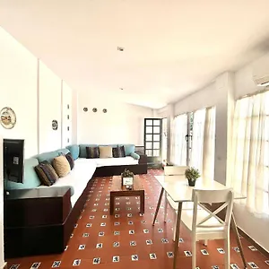 Plaza De Santa Cruz Appartement Séville